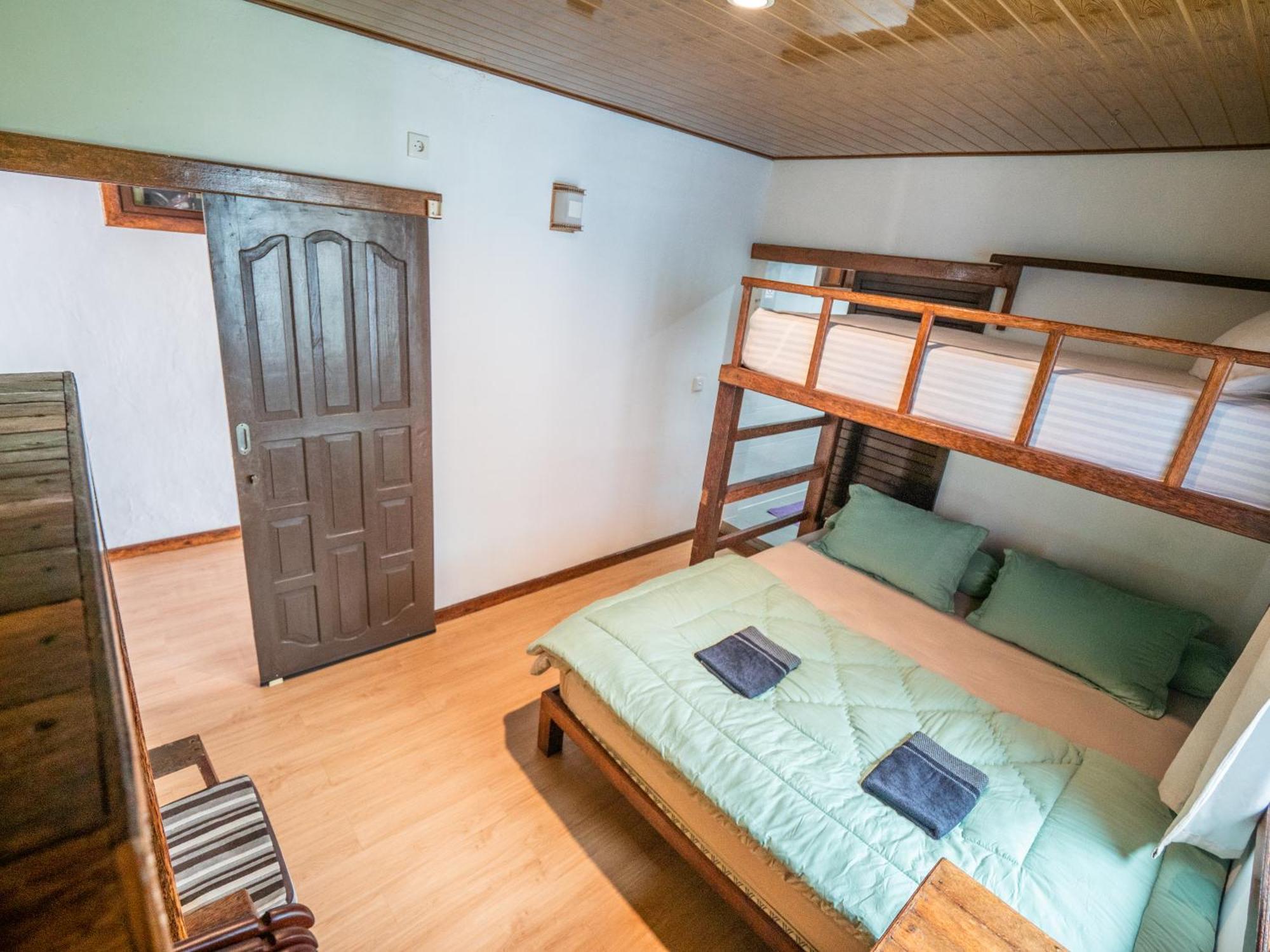 Jamburae Lodge Lagudri Номер фото